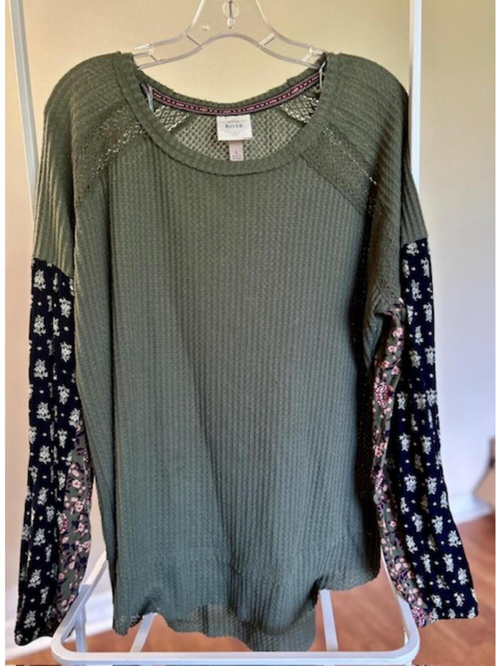 Knox Rose Long Sleeve Thermal Top with Patterned Sleeves, L